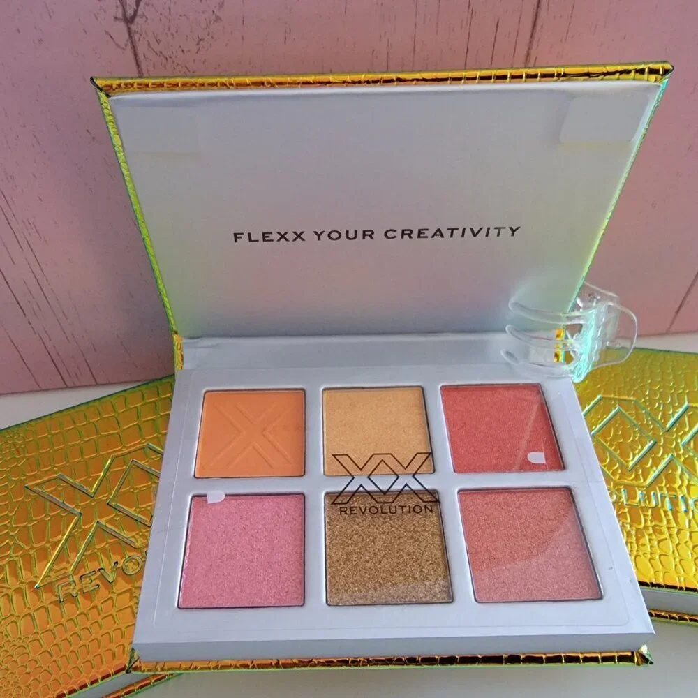 I Heart Revolution Dynamite Shadow Palette Blush, eyeshadow New